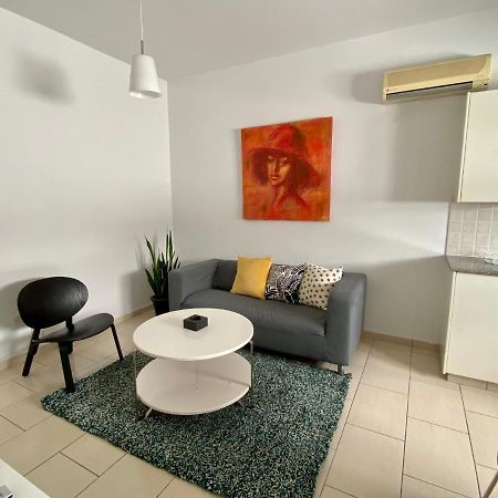 Cosy One Bedroom Apartment In Pafos Екстериор снимка