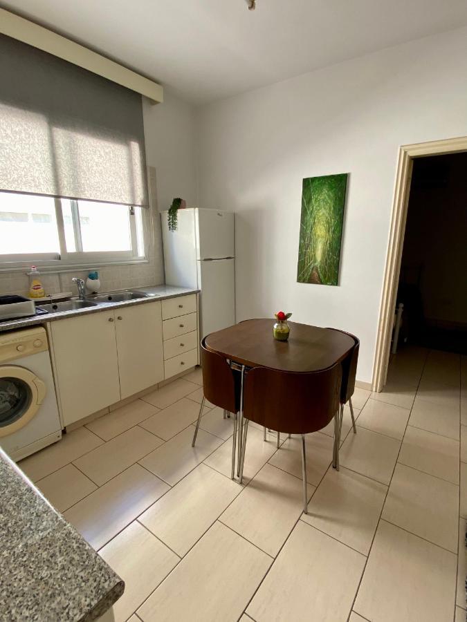 Cosy One Bedroom Apartment In Pafos Екстериор снимка