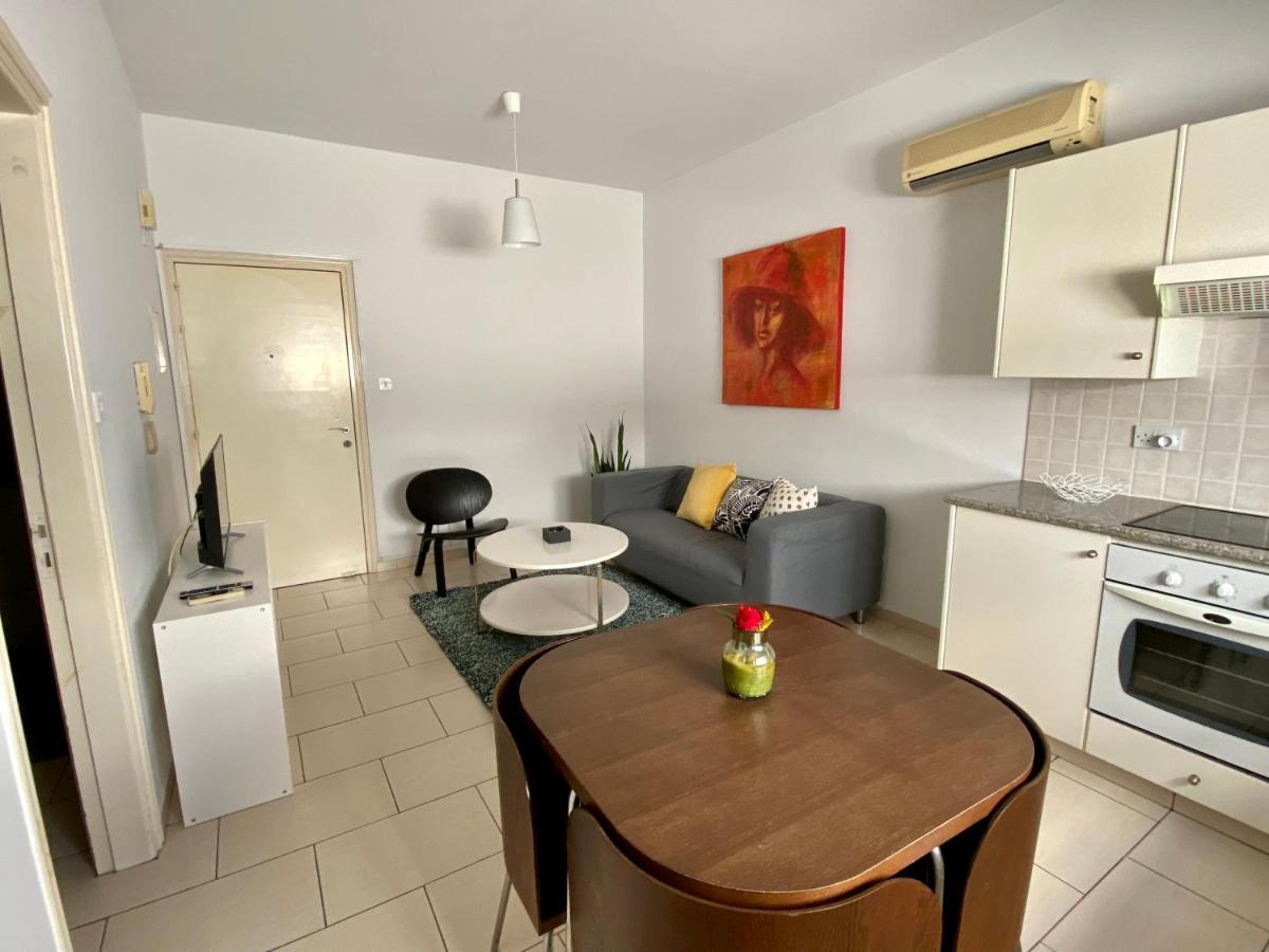 Cosy One Bedroom Apartment In Pafos Екстериор снимка