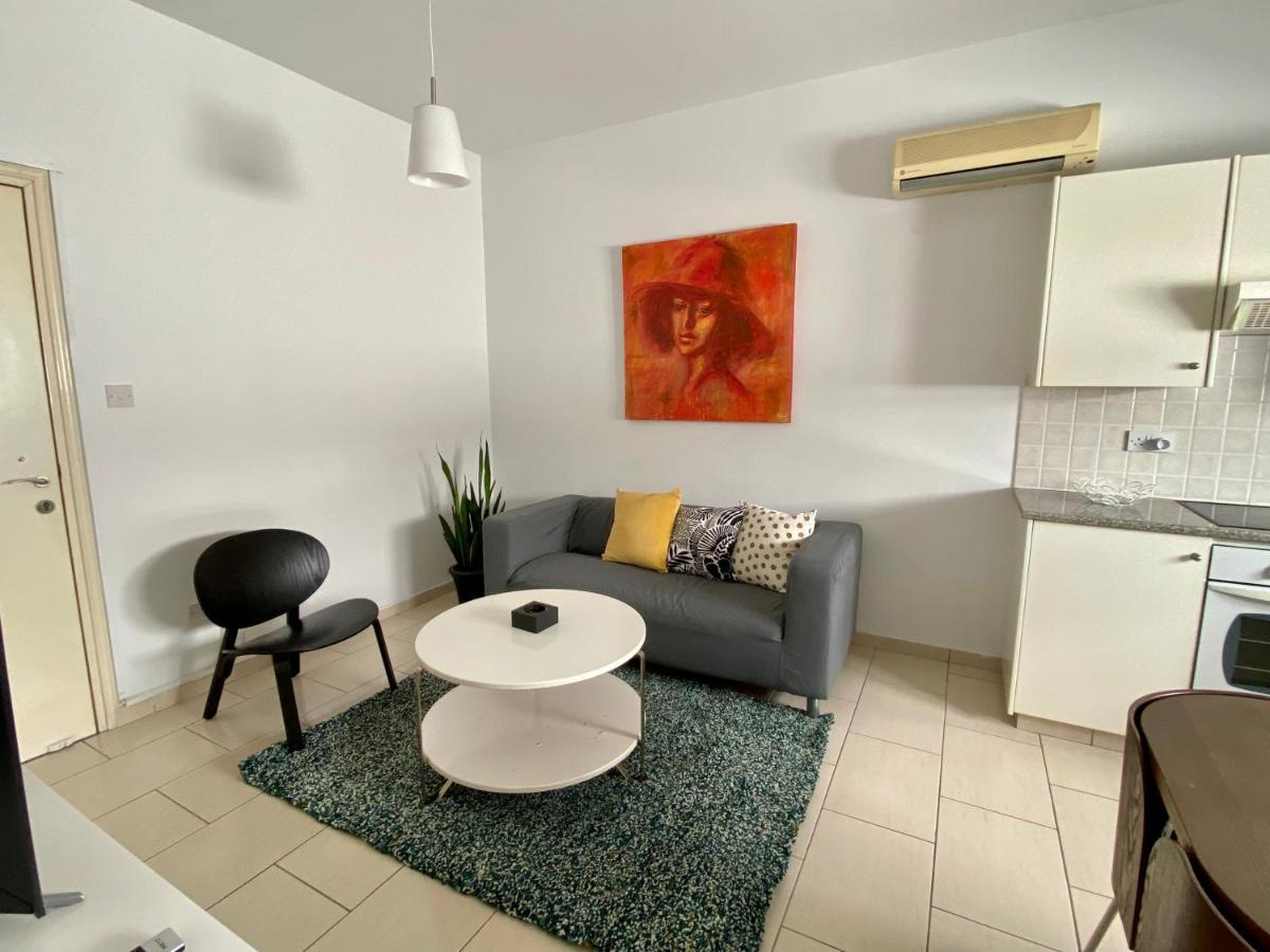 Cosy One Bedroom Apartment In Pafos Екстериор снимка